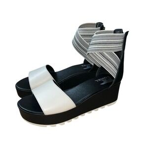Sorel Cameron Flatform Sandals Women 9 Black White Excellent Wedge Platform Zip